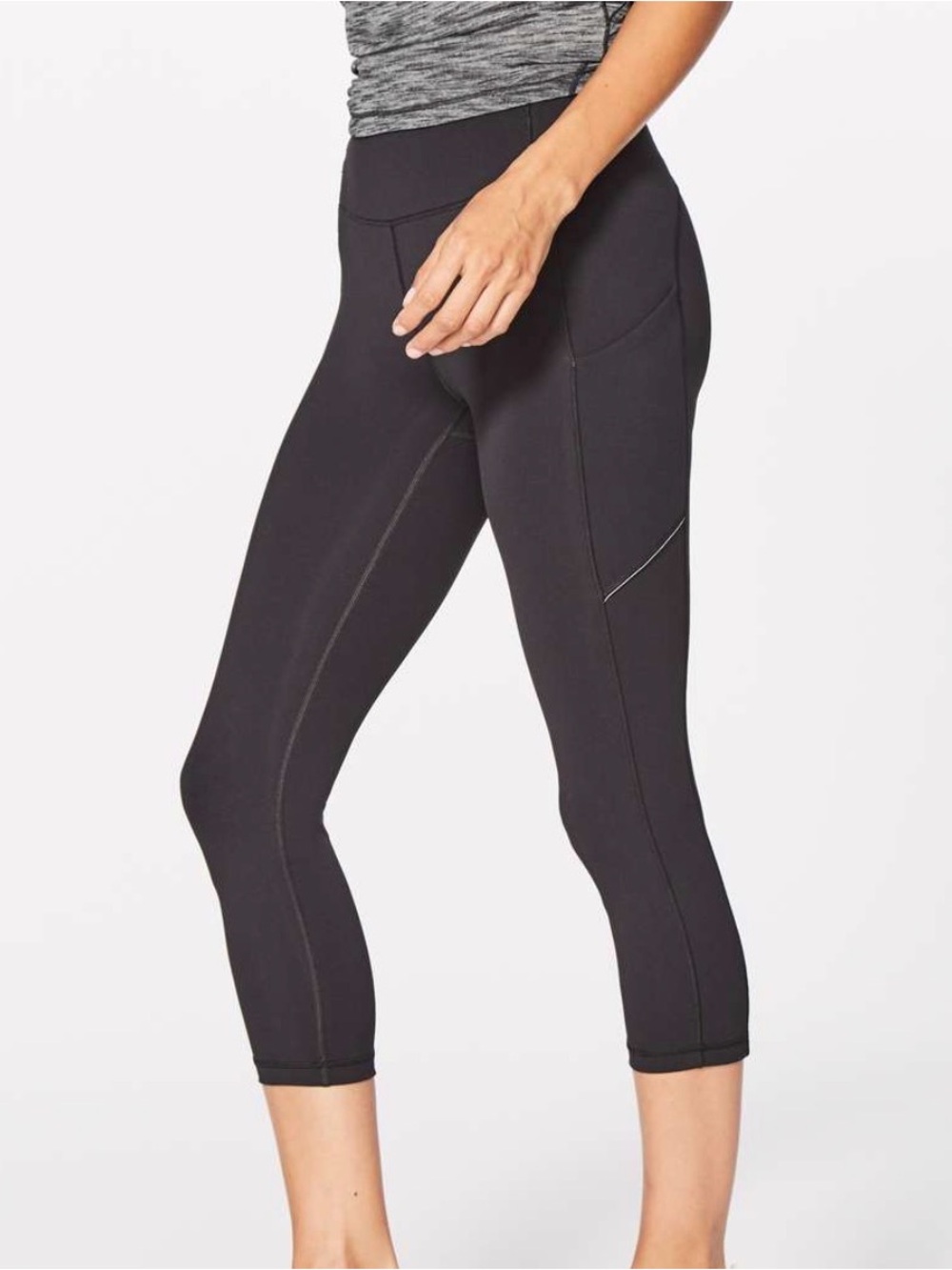 Lululemon Speed up Crop Leggings 21"